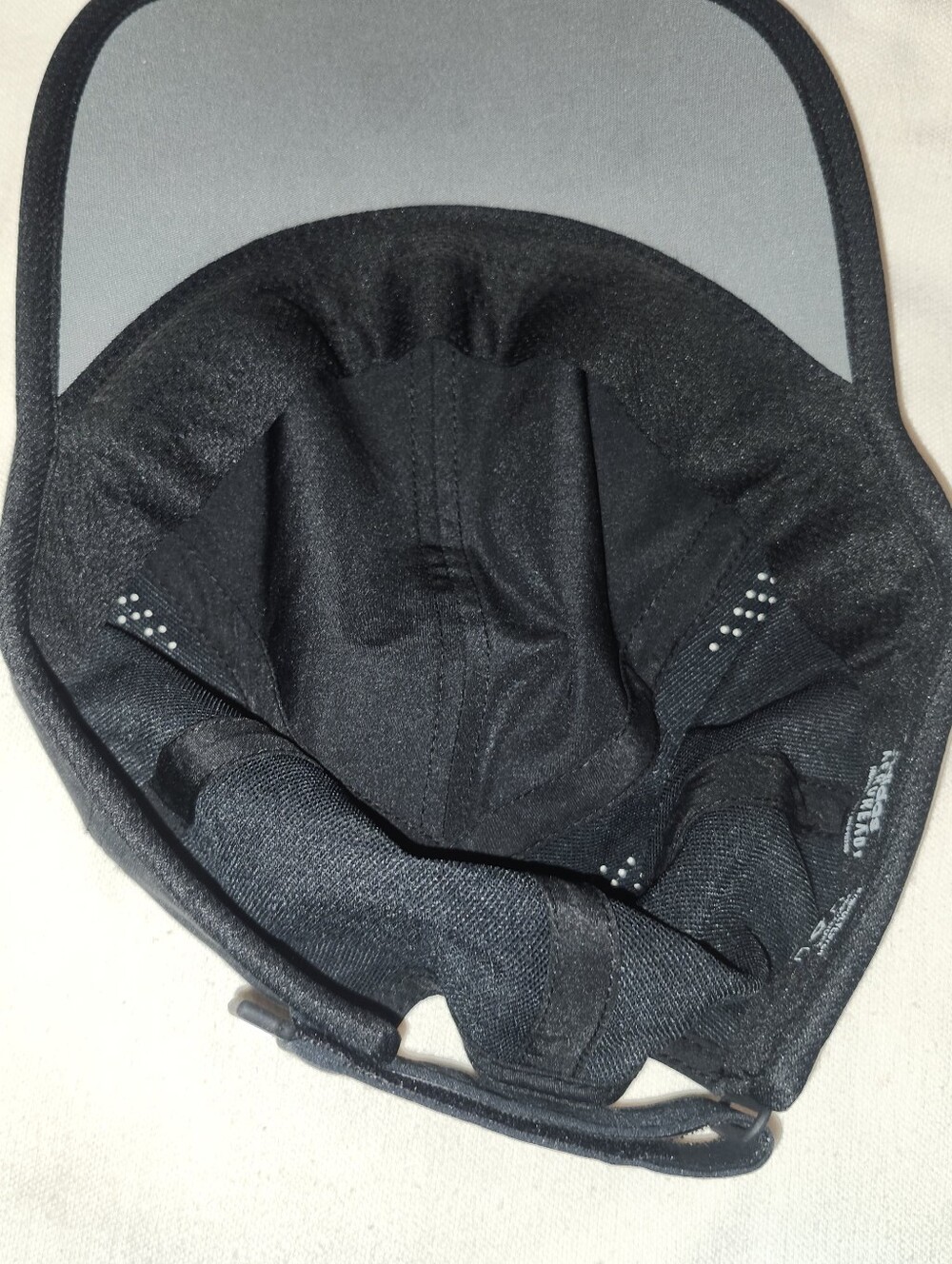 Adidas performance hat - Picture 10 of 10